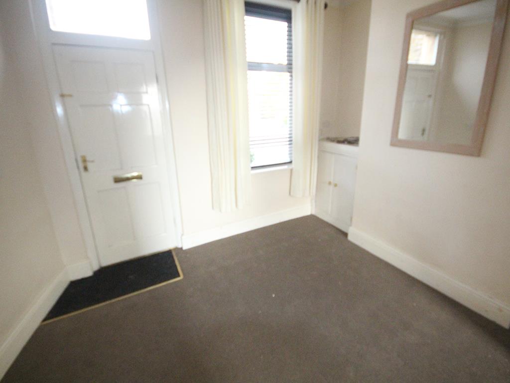 2 bedroom mid terrace house To Let in Fence - IMG_0491.jpg